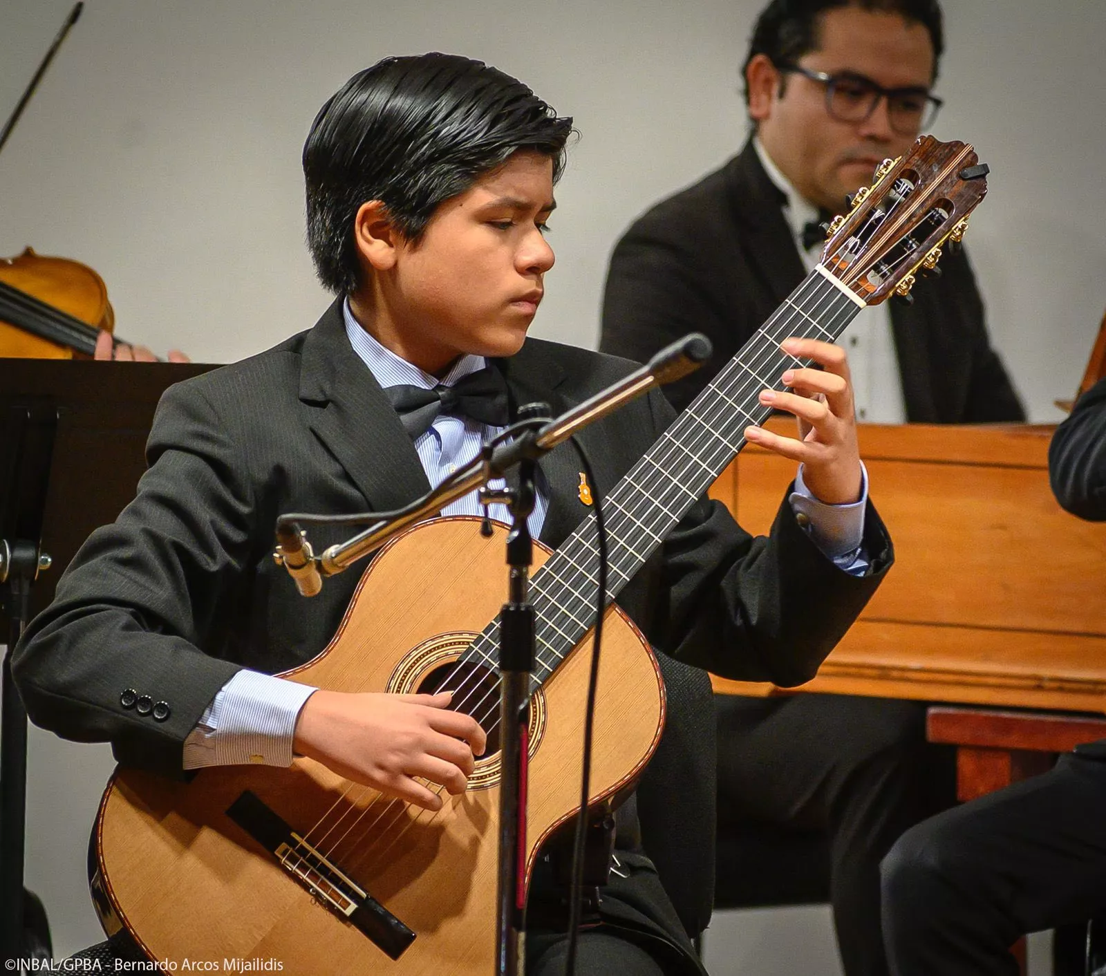 Axel Bastian Rosales